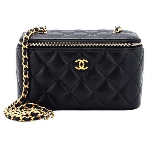 chanel pearl crush vanity case with chain quilted lambskin small|Chanel vanity case.